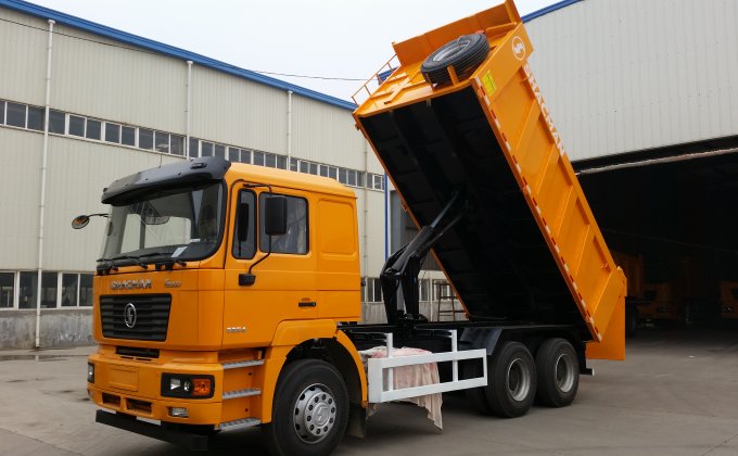 Camion benne SHACMAN F2000 6x4 – 290 chevaux – Pour le transport minier en Algérie